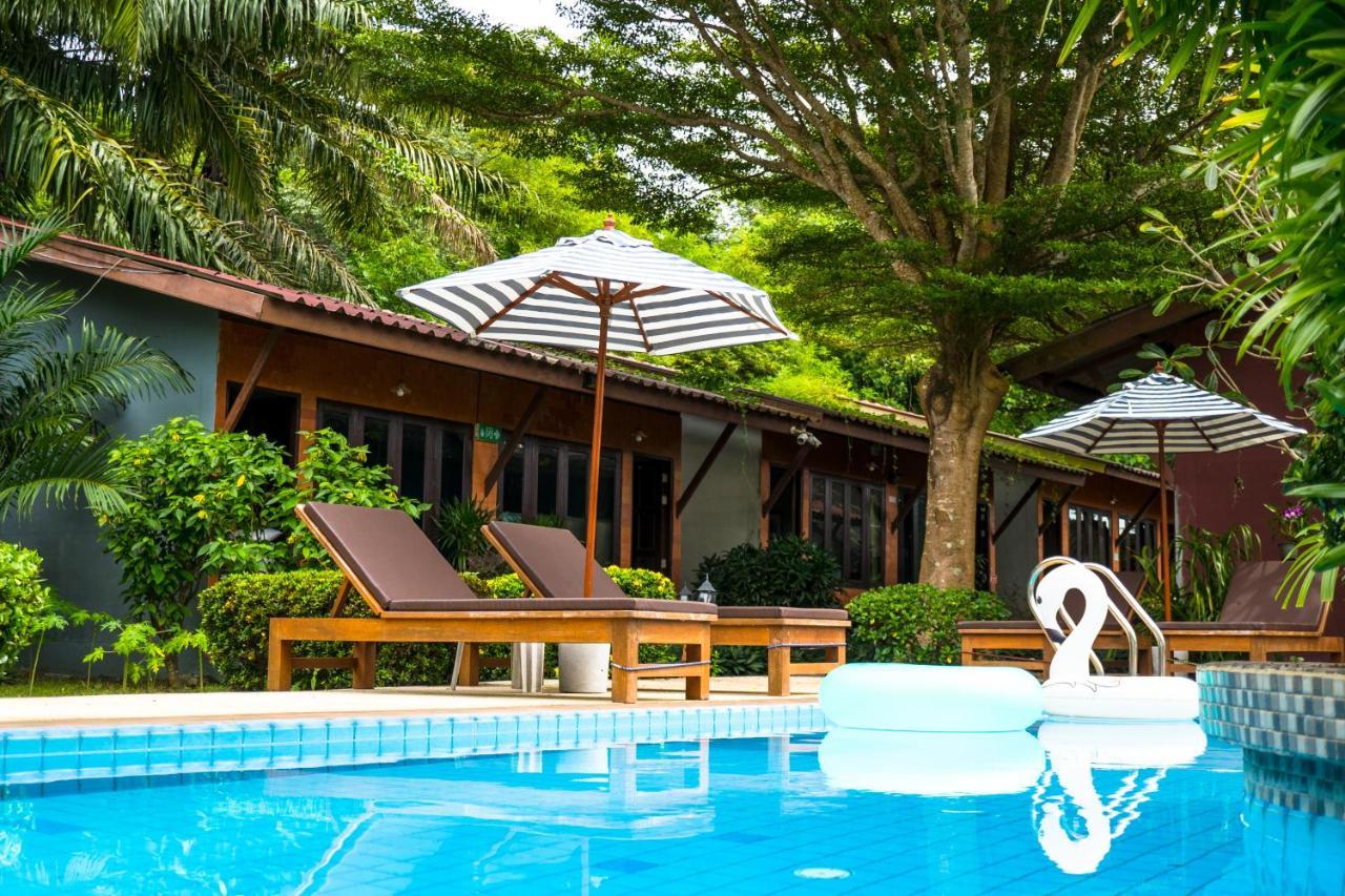 Phuket Siam Villas - Sha Plus Chalong Exterior foto