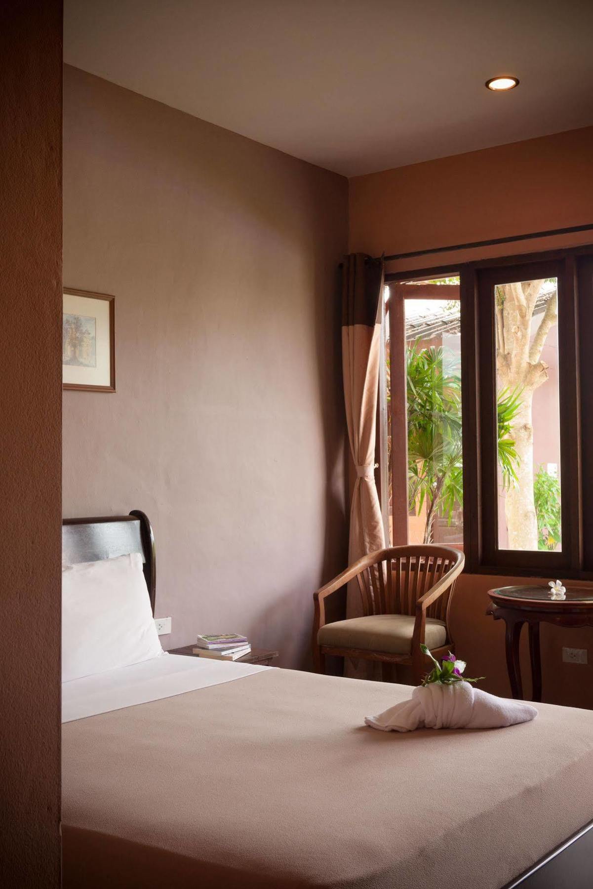 Phuket Siam Villas - Sha Plus Chalong Exterior foto